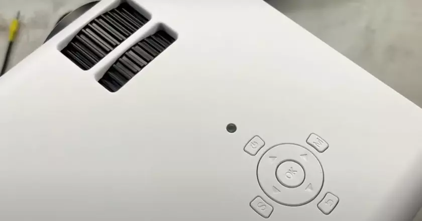 Projecteur d'extérieur YABER V5 à moins de 150