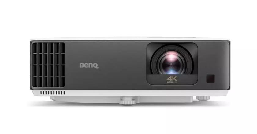 BenQ TK700STi 4K vidéoprojecteur skytrak