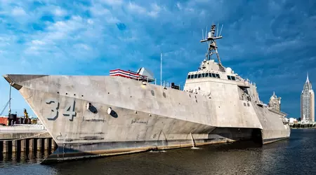 La marine américaine a mis en service le nouveau navire de combat littoral de classe Independence, l'USS Augusta.