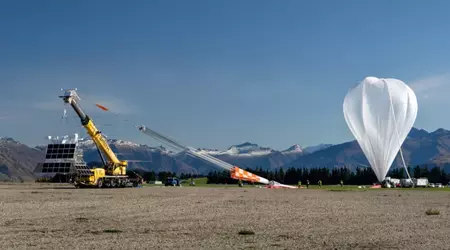 La NASA inonde un ballon stratosphérique équipé d'un télescope dans l'océan Pacifique un jour et demi après son lancement en raison d'une fuite de gaz