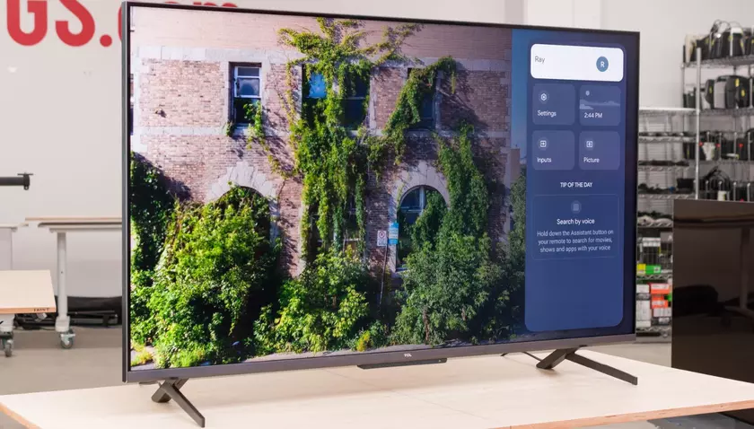 TCL 55" Class 6-Series télévision garage bricolage
