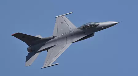 La Thaïlande envisage d'acheter des F-16 ou des Gripen