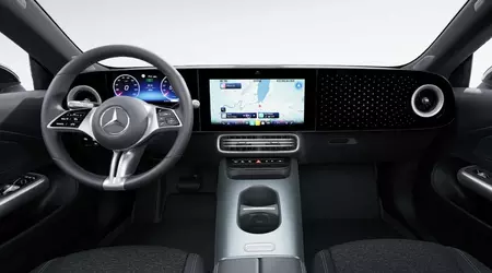 La version de base de la Mercedes CLA est dépourvue d'un écran passager et d'autres options