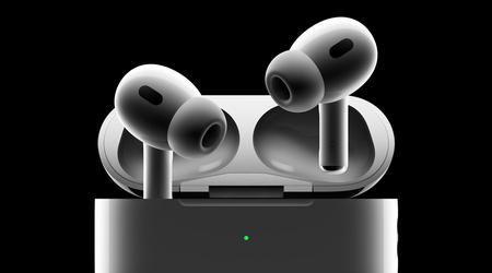 Au bord des larmes : Apple montre une publicité dans laquelle les AirPods Pro 2 permettent à un père d'entendre sa fille à Noël.