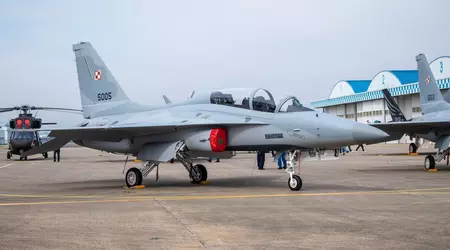 Korea Aerospace Industries souhaite vendre des avions de combat FA-50 à la Roumanie 