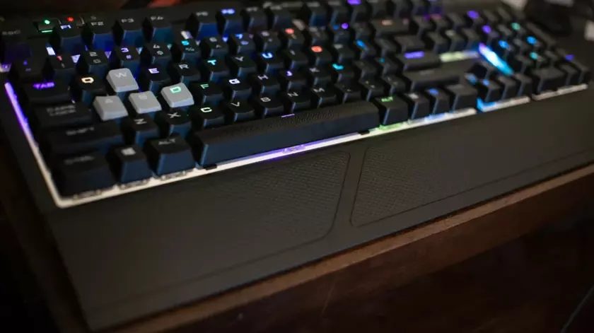 Corsair Strafe RGB MK.2 clavier mécanique silencieux