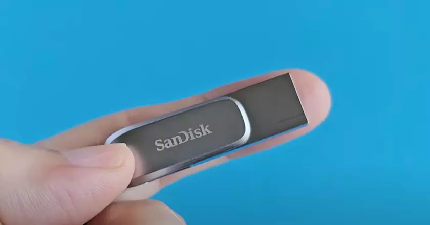 SanDisk 1TB Ultra Dual Drive Luxe usb pour djing