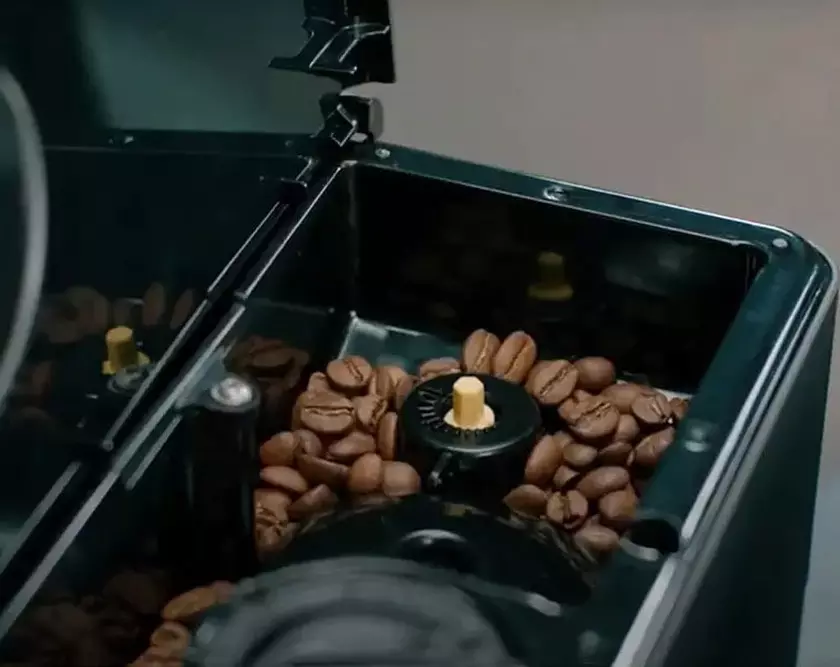 Saeco PicoBaristo machine expresso moins 1000 euros