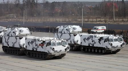 Les forces armées ukrainiennes ont détruit un très rare Arctic Tor-M2DT - la Russie ne possédait que 12 systèmes de missiles sol-air de ce type.