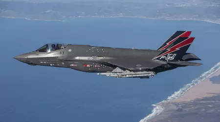Après le SM-6 Block I, la République de Corée achète des missiles AIM-9X Sidewinder en configurations Block II et Block II+ pour les chasseurs F-35, F-15K et KF-16.
