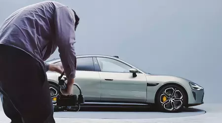 Les médias chinois vont verser 840 000 dollars à Xiaomi pour avoir publié prématurément des photos de la voiture électrique de l'entreprise.