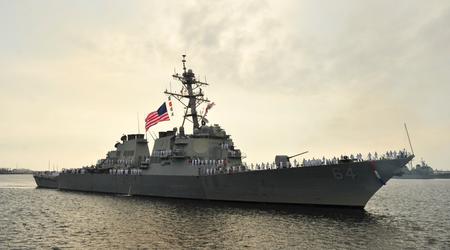 Le destroyer américain USS Carney aurait pu être attaqué par les Husis - le navire de classe Arleigh Burke a réussi à intercepter tous les missiles tirés.