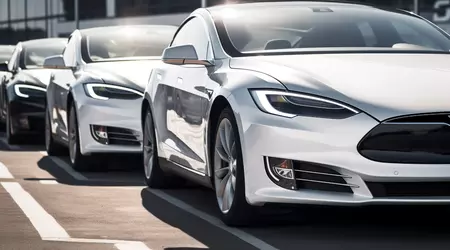 Tesla rappelle 120 000 voitures aux États-Unis en raison d'un problème de sécurité des portes