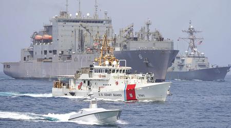 Le bateau sans pilote L3Harris Arabian Fox a aidé à escorter un groupe de navires américains dirigé par le destroyer USS Thomas Hudner à travers le détroit d'Ormuz.