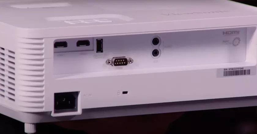 ViewSonic PA503W, le meilleur projecteur 4k pour les pièces lumineuses