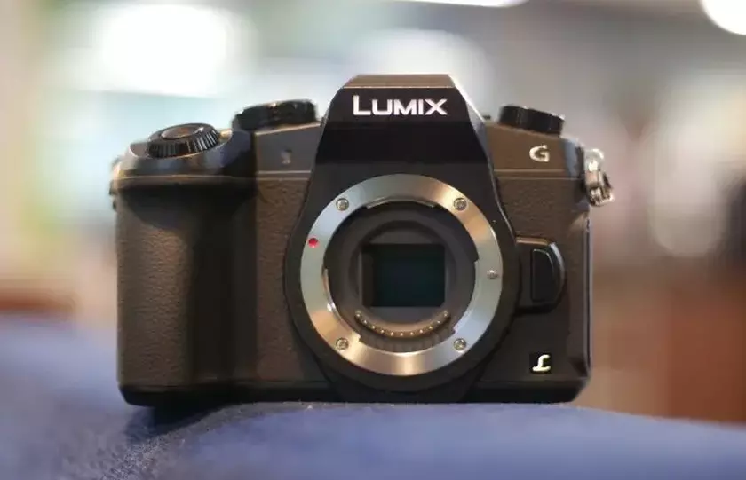 Appareil photo professionnel bon marché Panasonic LUMIX G85