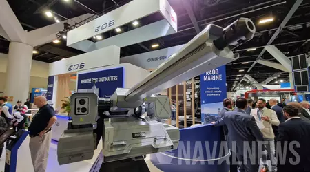 Dazzler - module de combat doté d'une arme laser de 500 W, d'un canon automatique et d'une mitrailleuse pour contrer les drones