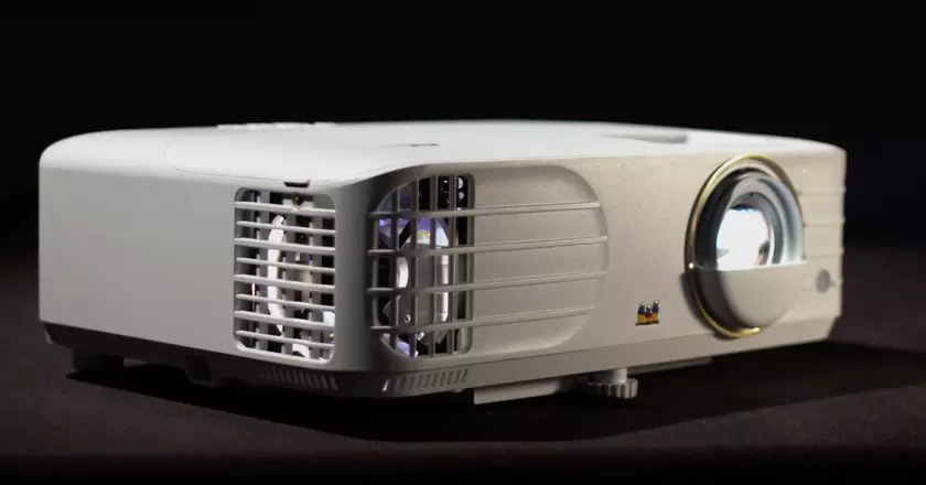 ViewSonic PX748 Meilleur projecteur 4K pour home cinéma