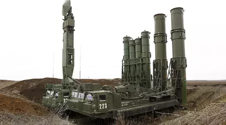Les forces de défense ukrainiennes ont détruit un système russe S-300V4 très rare, capable d'abattre des missiles balistiques.