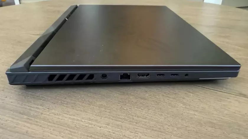 ROG Strix G16 contre ROG Zephyrus G16