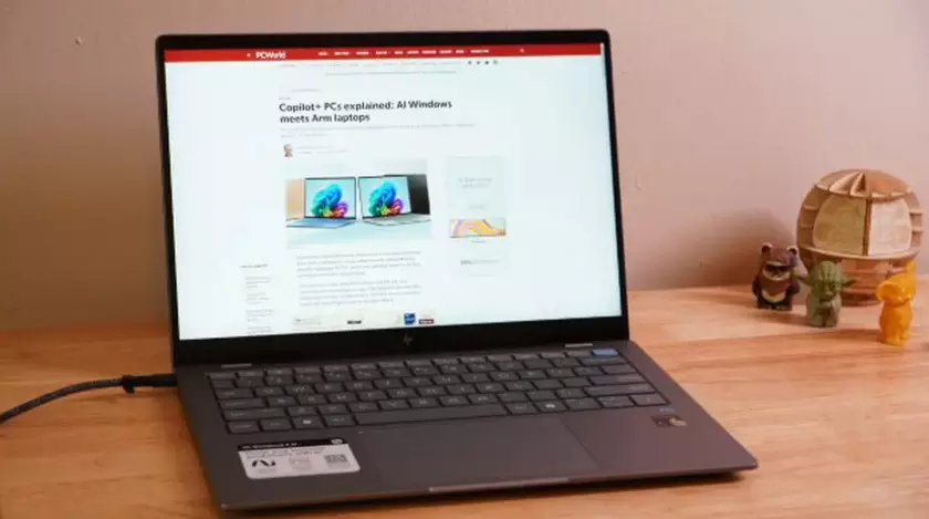 Ordinateur portable HP OmniBook X Snapdragon X Elite