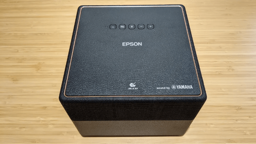 Epson EF12 ou XGIMI Halo Plus