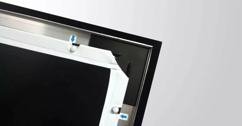 Ecrans de projection 4k Silver Ticket Products