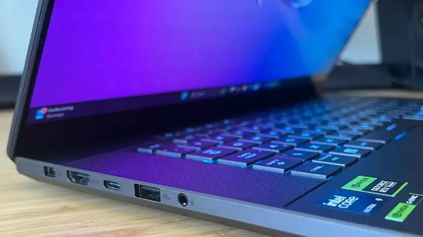 Comparaison ROG Strix G16 vs ROG Zephyrus G16