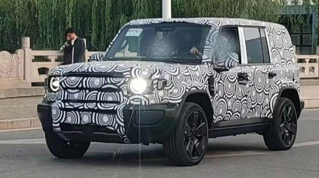 La iCar chinoise prépare un "jumeau" ...