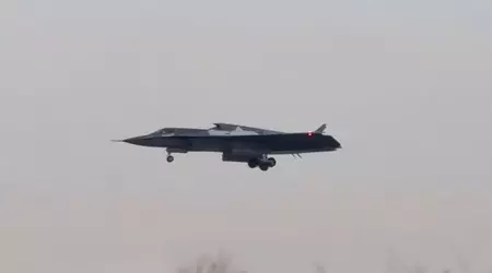 De nouveaux détails sur l'avion trimoteur chinois J-36 ont été révélés.