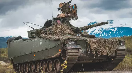 Volodymyr Zelenskyy a confirmé que l'Ukraine produira des véhicules de combat d'infanterie CV90 suédois.