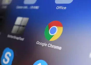 Google va ajouter l'assistant Gemini à ...