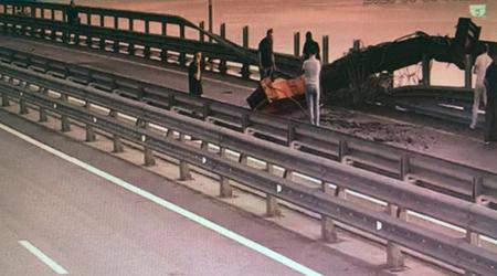 Un pilier du pont de Crimée a été détruit : le SBU a annoncé une autre opération réussie