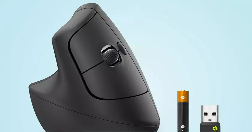 Logitech Lift Vertical Comparatif souris gaming moins 100 euros