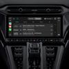 Tableau de bord CarPlay Ultra avec radio miniature