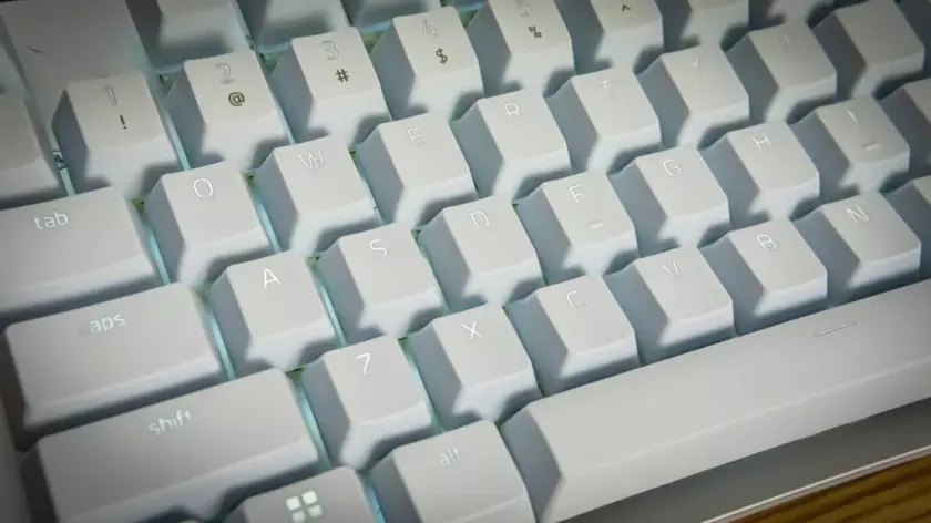 Clavier Razer Pro Type Ultra silent cherry mx