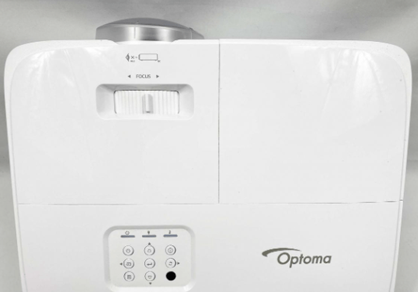 Optoma GT1080HDR ou Optoma EH200ST