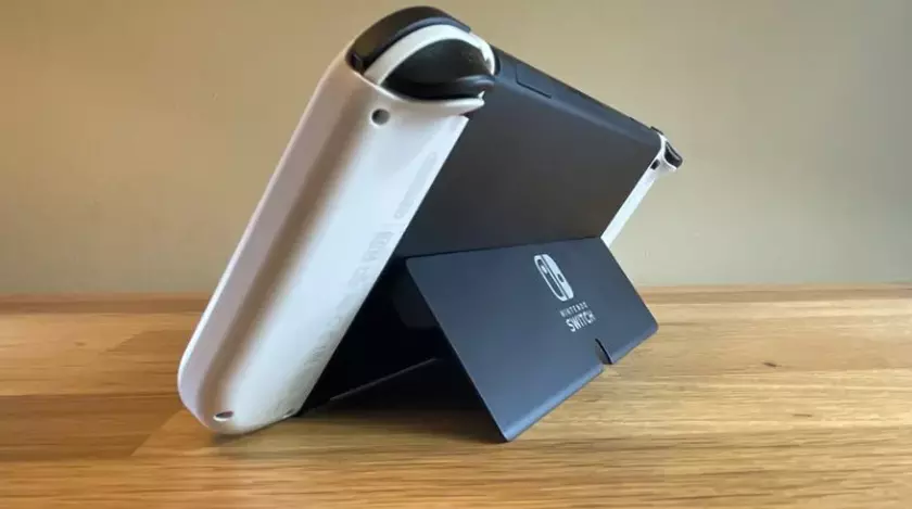 Console de jeu portable OLED Nintendo Switch