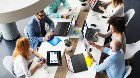 Acer présente les ordinateurs portables TravelMate P4 avec des puces Intel Raptor Lake, des cartes graphiques RTX 2050 et la prise en charge de la 4G à partir de 1149 €.