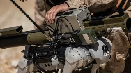 Les Marines américains ont équipé un chien robotique chinois d'un lanceur de missiles M72 LAW.