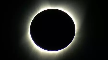 L'éclipse solaire provoque une baisse soudaine du trafic internet aux États-Unis et au Canada