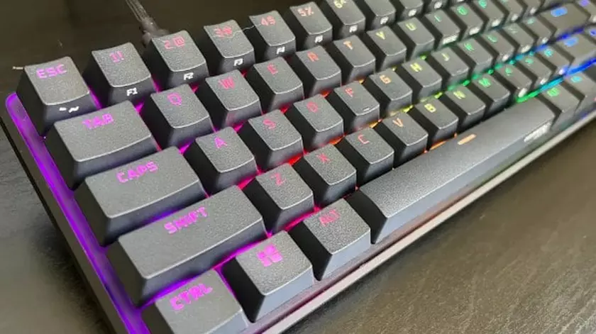 Clavier de jeu HyperX Alloy Origins 65 pour les tournois
