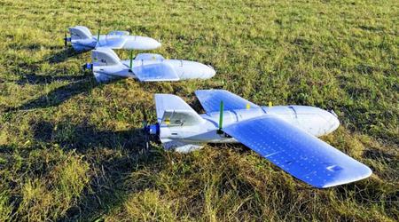 Tueur d'"aigles" : Les ingénieurs ukrainiens ont mis au point un intercepteur de drone FPV VB140 Flamingo, qui détruit efficacement les drones de reconnaissance russes.