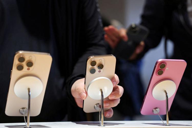 Les expéditions de smartphones étrangers en ...