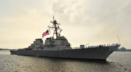 Le destroyer américain USS Carney aurait pu être attaqué par les Husis - le navire de classe Arleigh Burke a réussi à intercepter tous les missiles tirés.