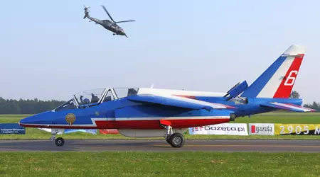 Des avions de la Patrouille de France entrent en collision lors d'un entraînement en France 