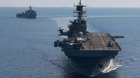 Les États-Unis laisseront en mer Rouge les navires d'assaut amphibie USS Carter Hall et USS Bataan, ainsi que trois destroyers lance-missiles de la classe Arleigh Burke.