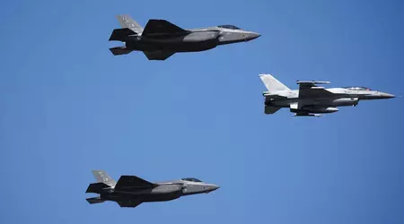 F-35 Lightning II, Patriot, Leopard 2 et HIMARS - La Pologne a organisé le plus grand défilé militaire depuis 30 ans.