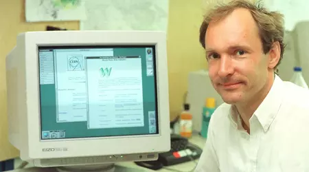 Le premier site web fête ses 34 ans : comment un modeste projet au CERN a jeté les bases de l'internet mondial