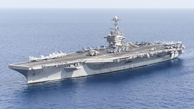 Un jet de chasse F/A-18E s'est ...